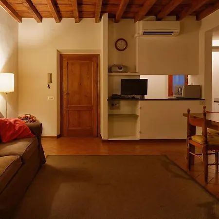 Corno Apartment *